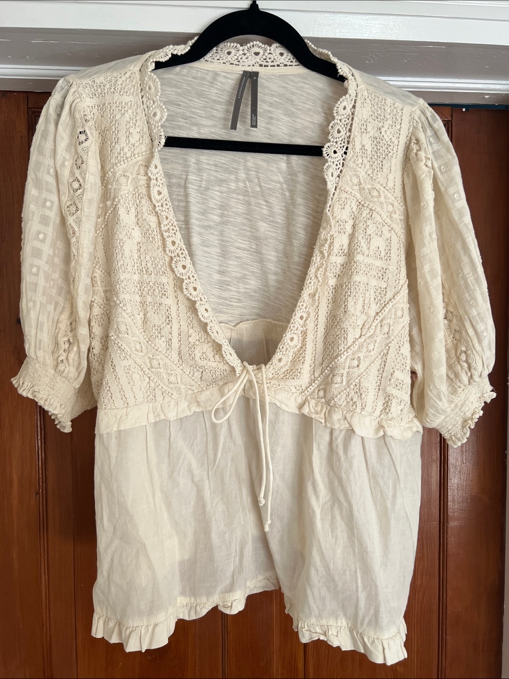 Anthropology size, extra large Boho Lace Tie-Front Cream Women's Top New!